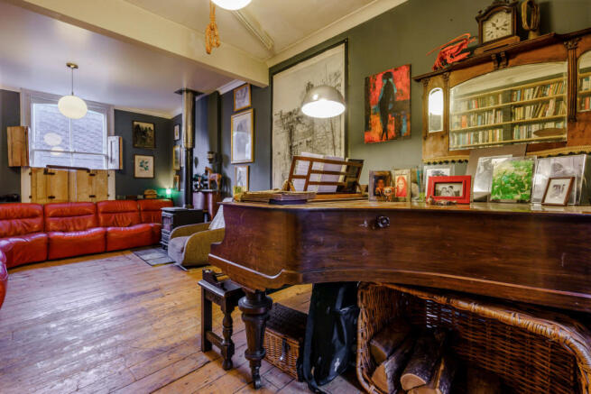8401212-interior25-800