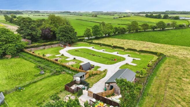 4 bed Detached for sale Image 3