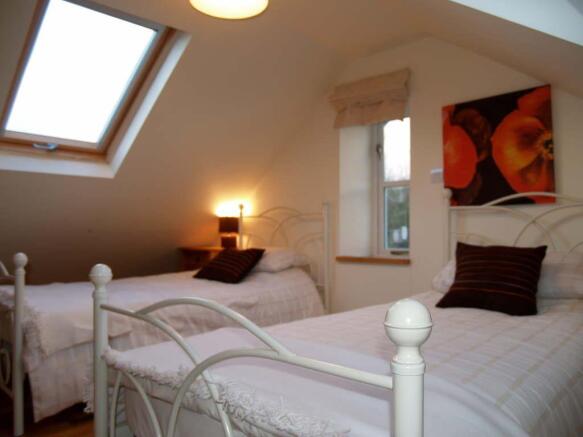 BEDROOM 3