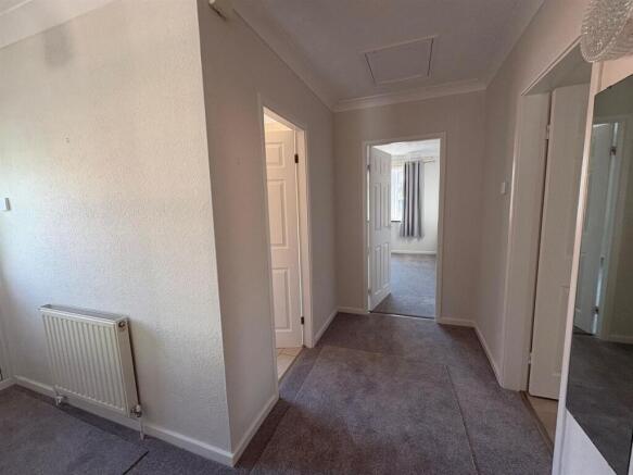 2 bed Bungalow to rent Image 12