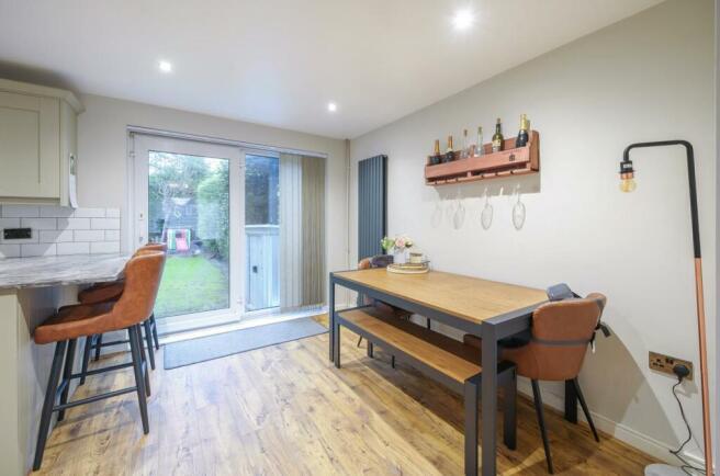3 bed Semi-Detached for sale Image 10