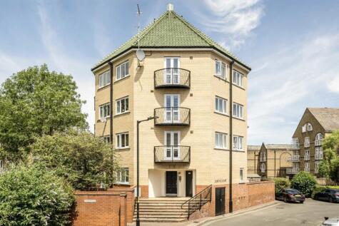 Garter Way, Rotherhithe
