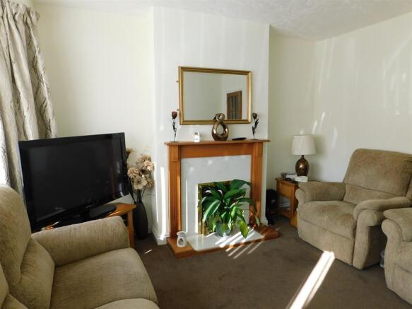 lounge 3