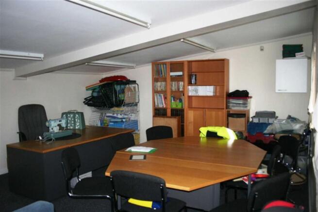 Photo 18