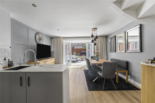 Kitchen/Dining