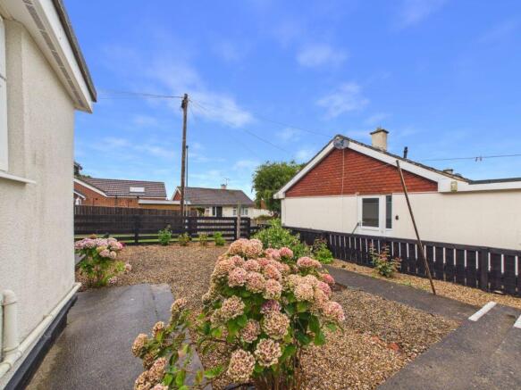 2 bed Detached Bungalow for sale Image 11