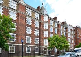 297, Scott Ellis Gardens, London NW8 9RU
