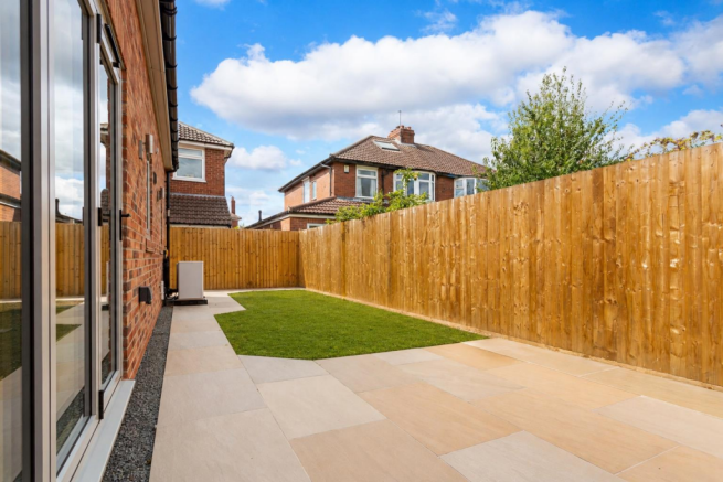 2 bed Detached Bungalow for sale Image 11