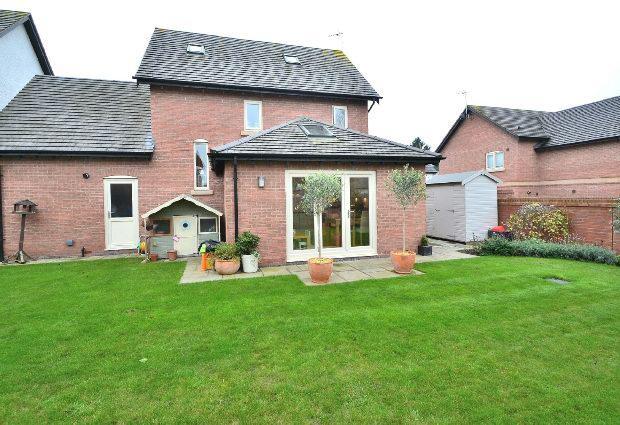 Rear Elevation Photo