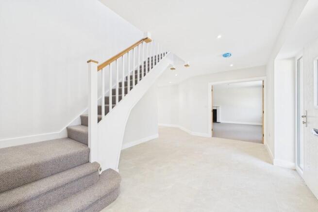 CAM01689G0-PR0456...