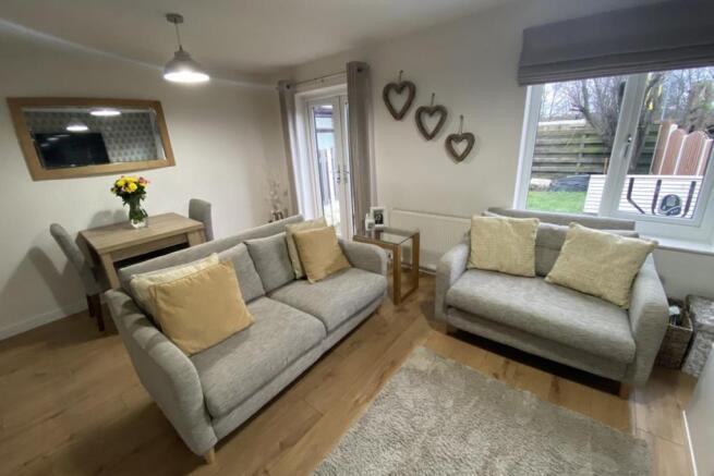 living room/dining r