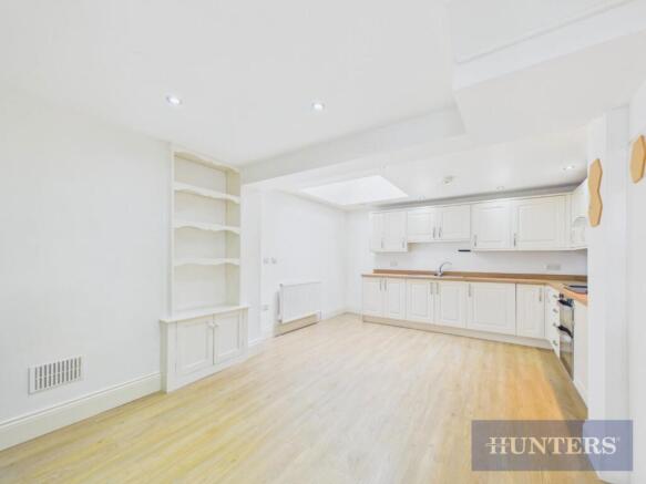 4 bed End of Terrace for sale Image 6