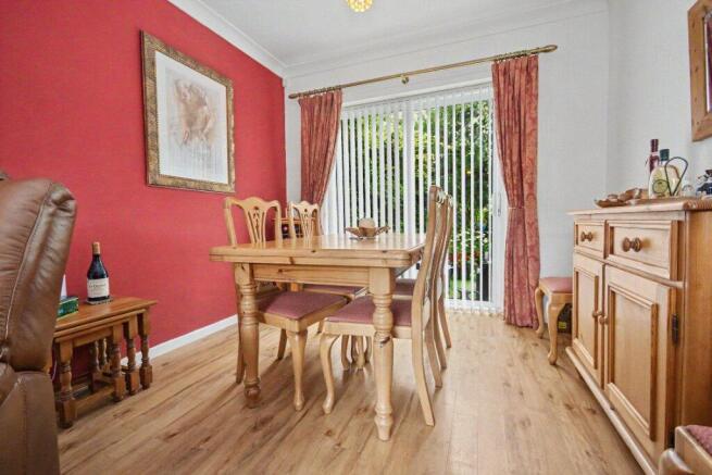 3 bed Detached for sale Image 4