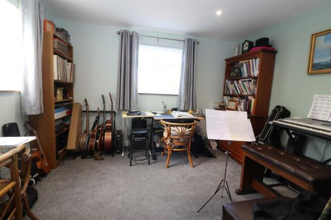 Bedroom 3 / Office / Music Room