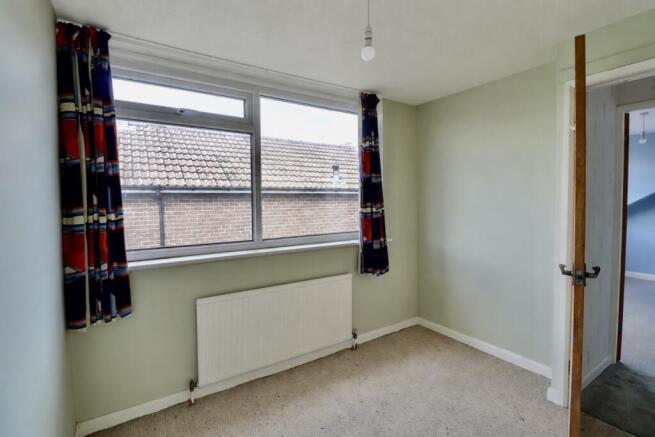 5 bed Detached for sale Image 11