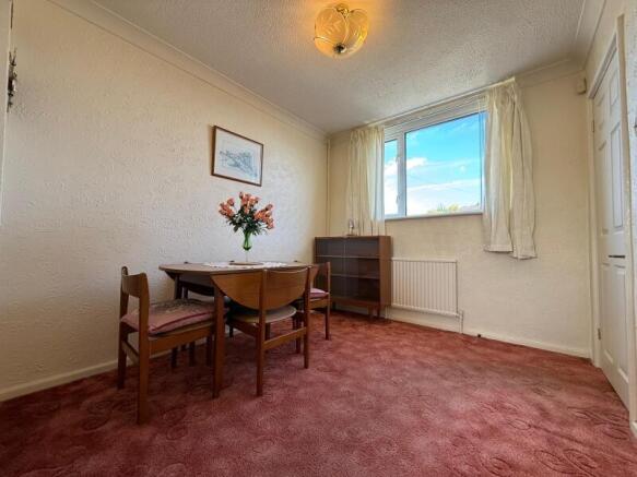 3 bed Town House for sale Image 7