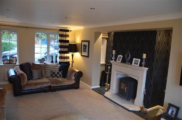 Lounge to Front
