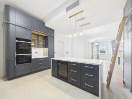 Flat 55, North Gate, Prince Albert Road, London NW8 7EH