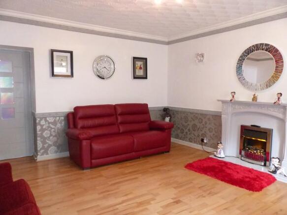 Lounge/Dining Room