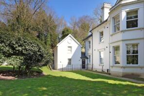 Flat 9, Burleighfield House, London Road, High Wycombe HP10 9RF