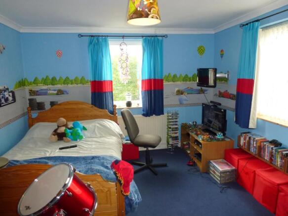 Photo 8