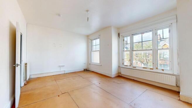 Flat A, 51 Midmoor Road, Balham, London, SW12 0ES