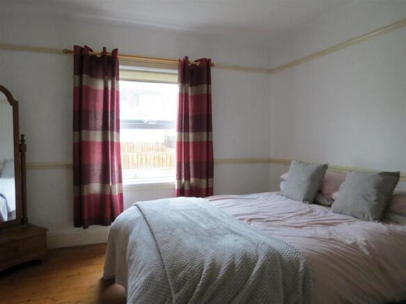 Bedroom: