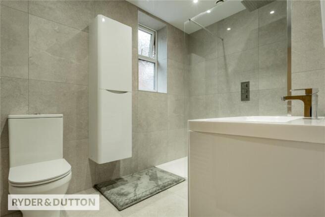 2 bed Bungalow for sale Image 11