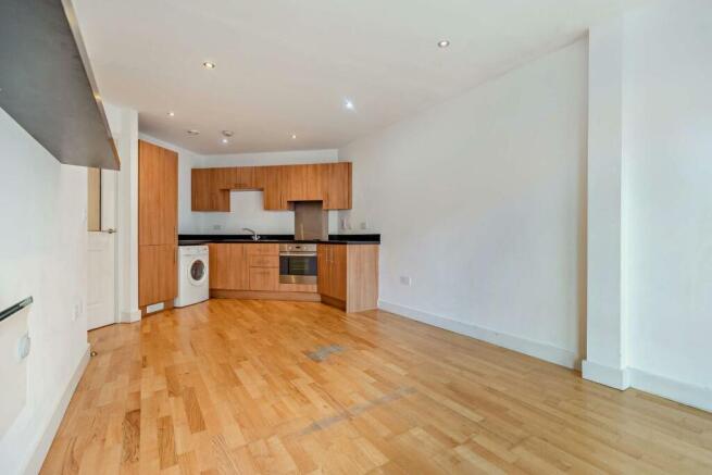 8544053-interior04-800.jpg