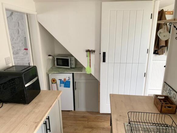 2 bed Terraced for sale Image 9