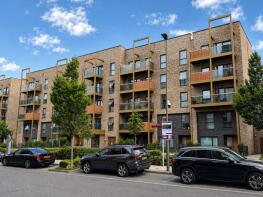 Flat 16, 10 Newington House, Lismore Boulevard, Colindale, London NW9 4BX