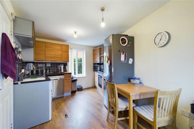 Kitchen/Dining Area