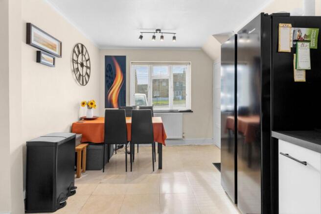 Southfield, Polegate, BN26 photo 4