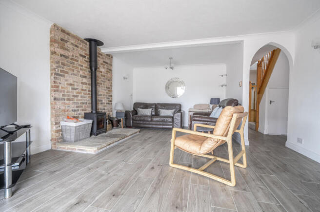 1340790-9-68b6f8d...