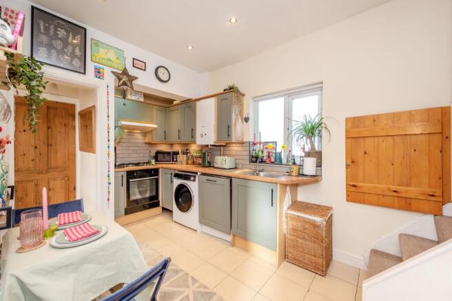 Kitchen & breakfast room