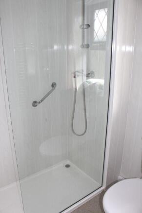 Shower room photo