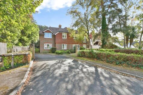 Lions Lane, RINGWOOD, Hampshire, BH24