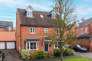 2, Padmans Close, Kettering NN14 1SQ