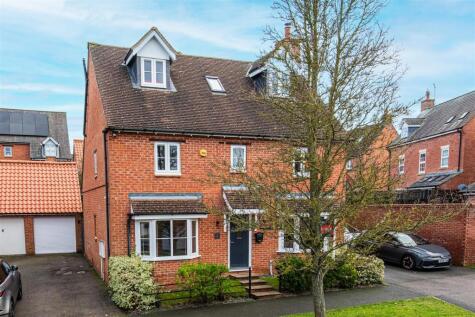 Padmans Close., Mawsley