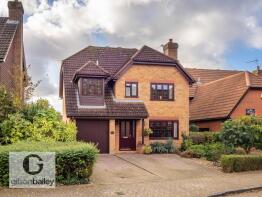 28, Padgate, Thorpe End NR13 5DG