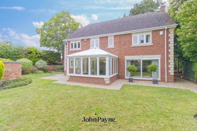 Mature Rear Garden