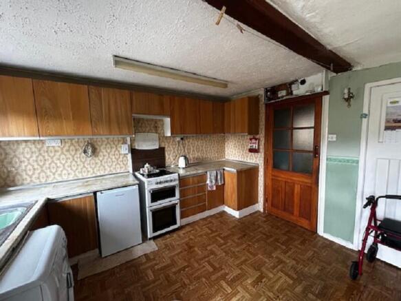 Kitchen/ dining room