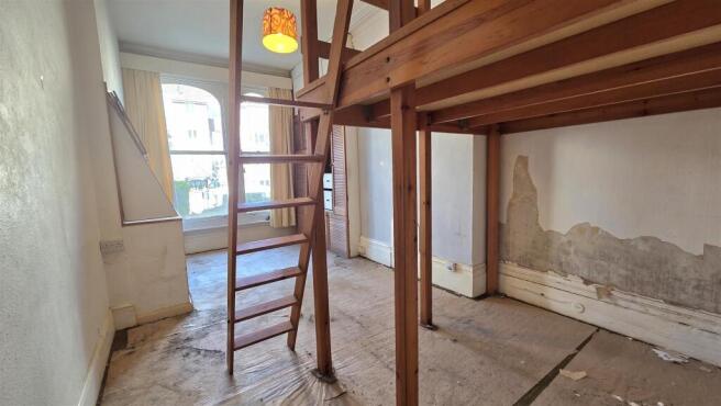 Studio room