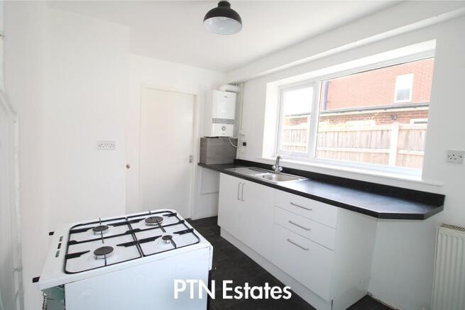 New Street, Quarry Bank, Brierley Hill photo 4