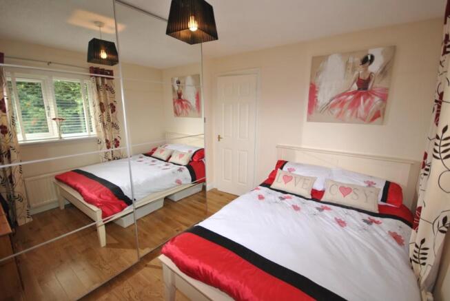 BEDROOM 2