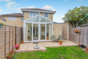 162, Stratton Heights, Cirencester GL7 2RN