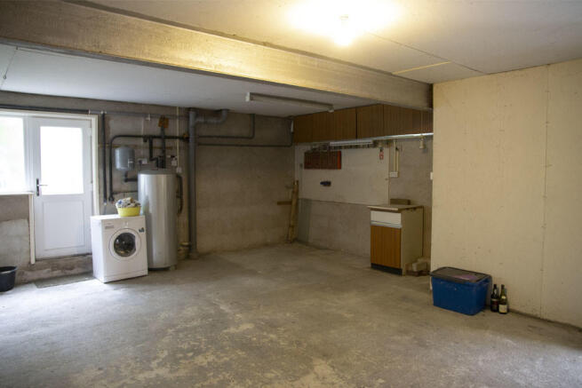 Garage 1