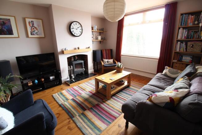 sitting room 1.JPG