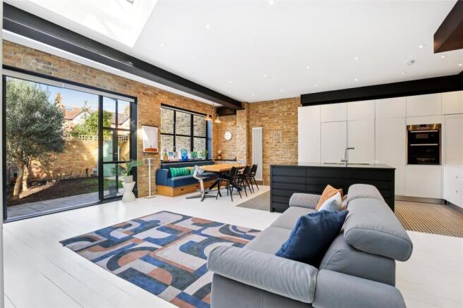 Kitchen/Dining