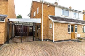 21, Barnstaple Road, Leicester LE5 6XD